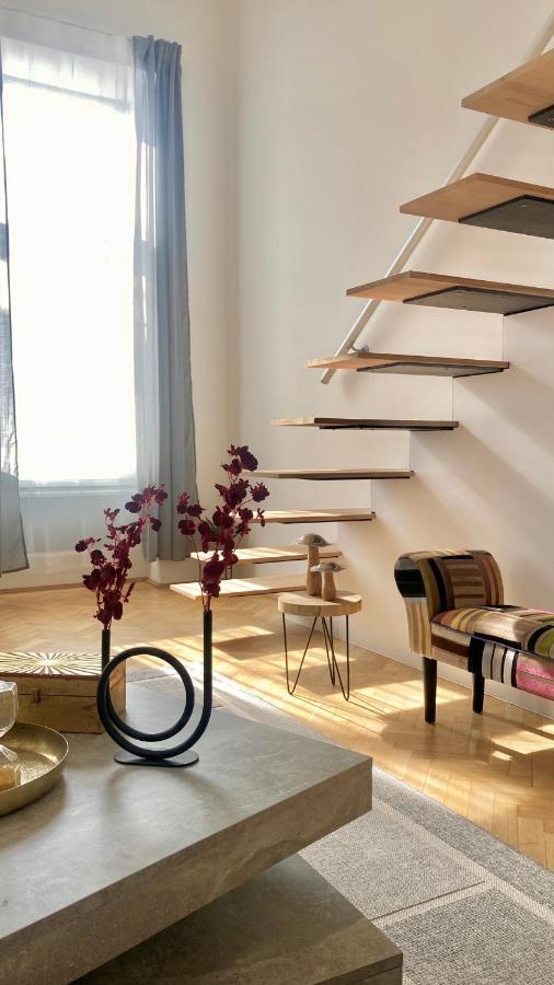 Brand New Sunny Apartment On Andrassy Street Будапешт Экстерьер фото